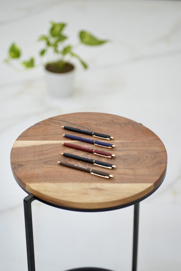 Yoga Gifts – Premium Pen & Keychain Set - Image 3